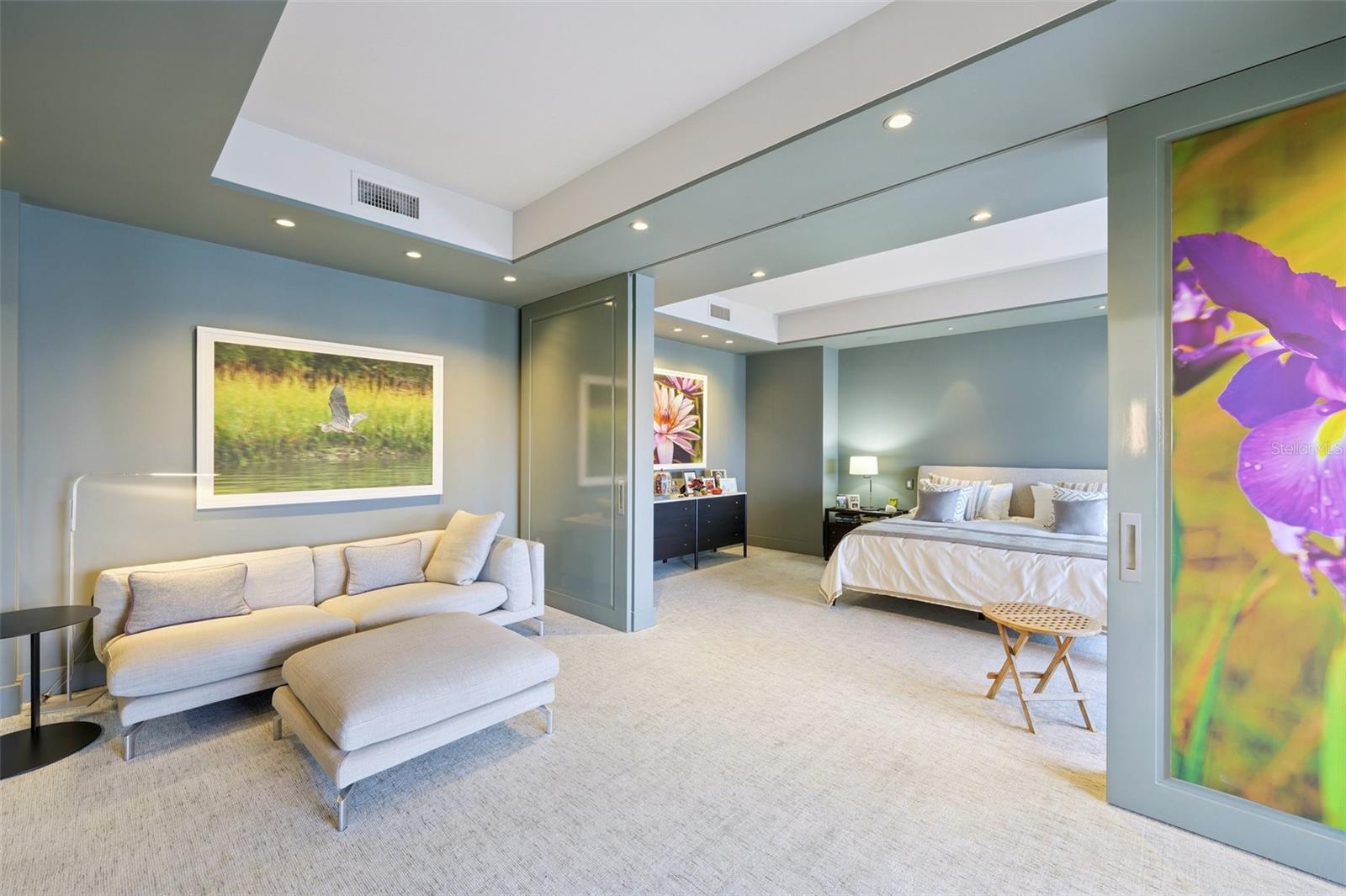 THE RESIDENCES - Residential