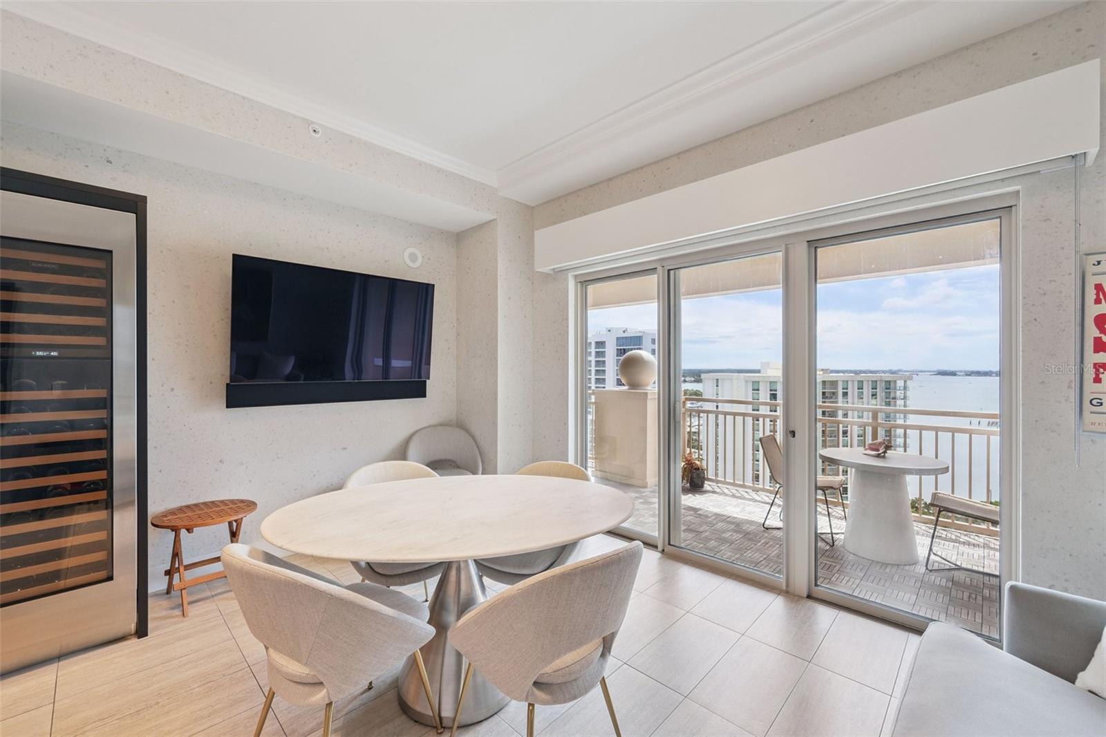 THE RESIDENCES - Residential