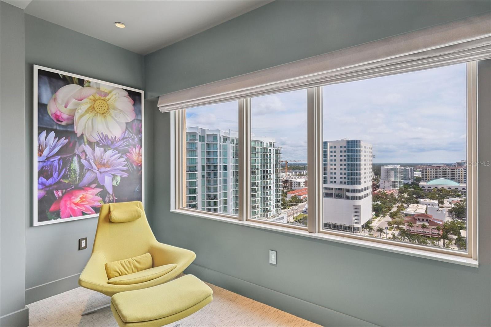 THE RESIDENCES - Residential