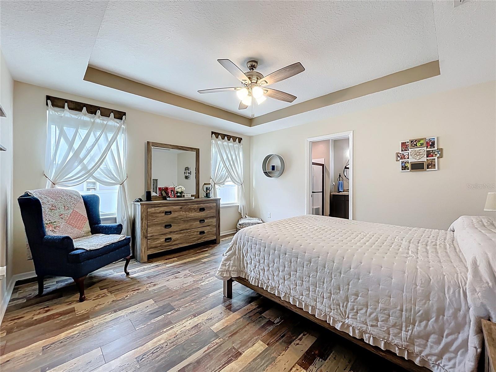 KNIGHT LAKE ESTATES - Residential