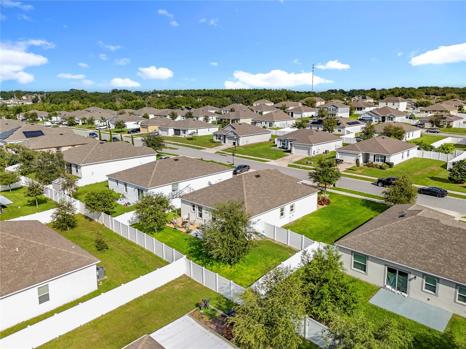 KNIGHT LAKE ESTATES - Residential