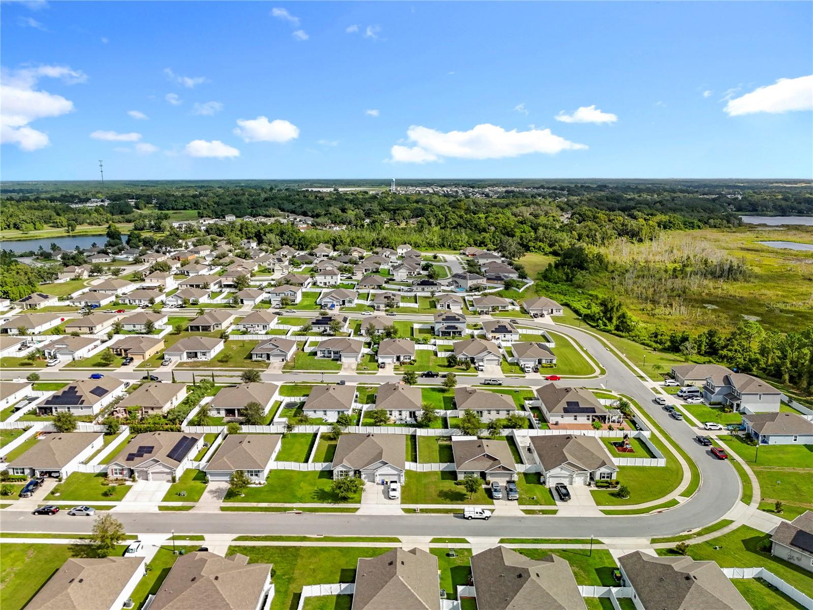 KNIGHT LAKE ESTATES - Residential