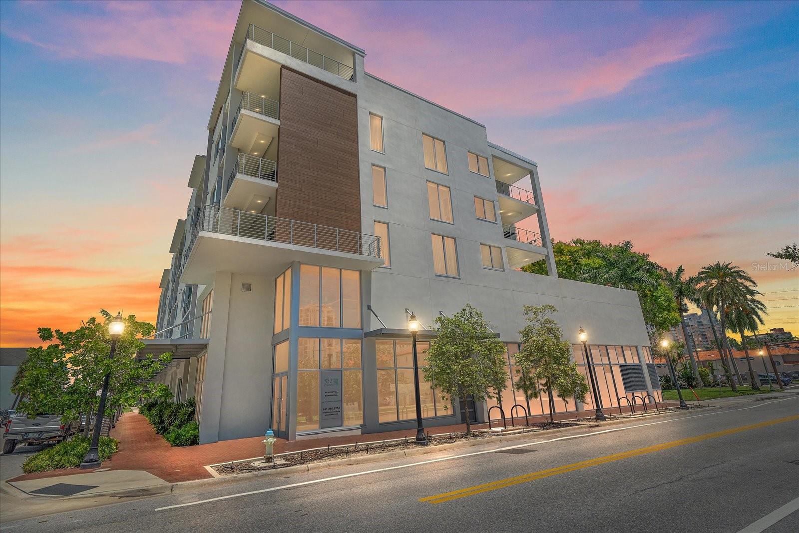 332 COCOANUT CONDOMINIUM - Residential