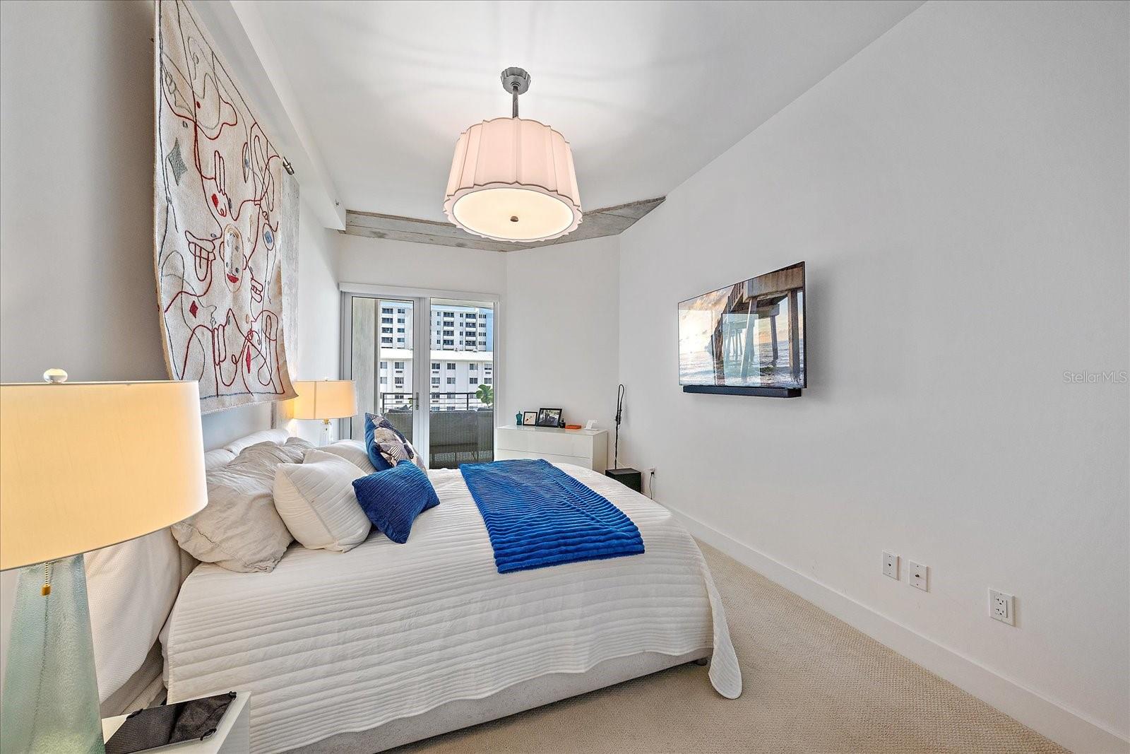 332 COCOANUT CONDOMINIUM - Residential