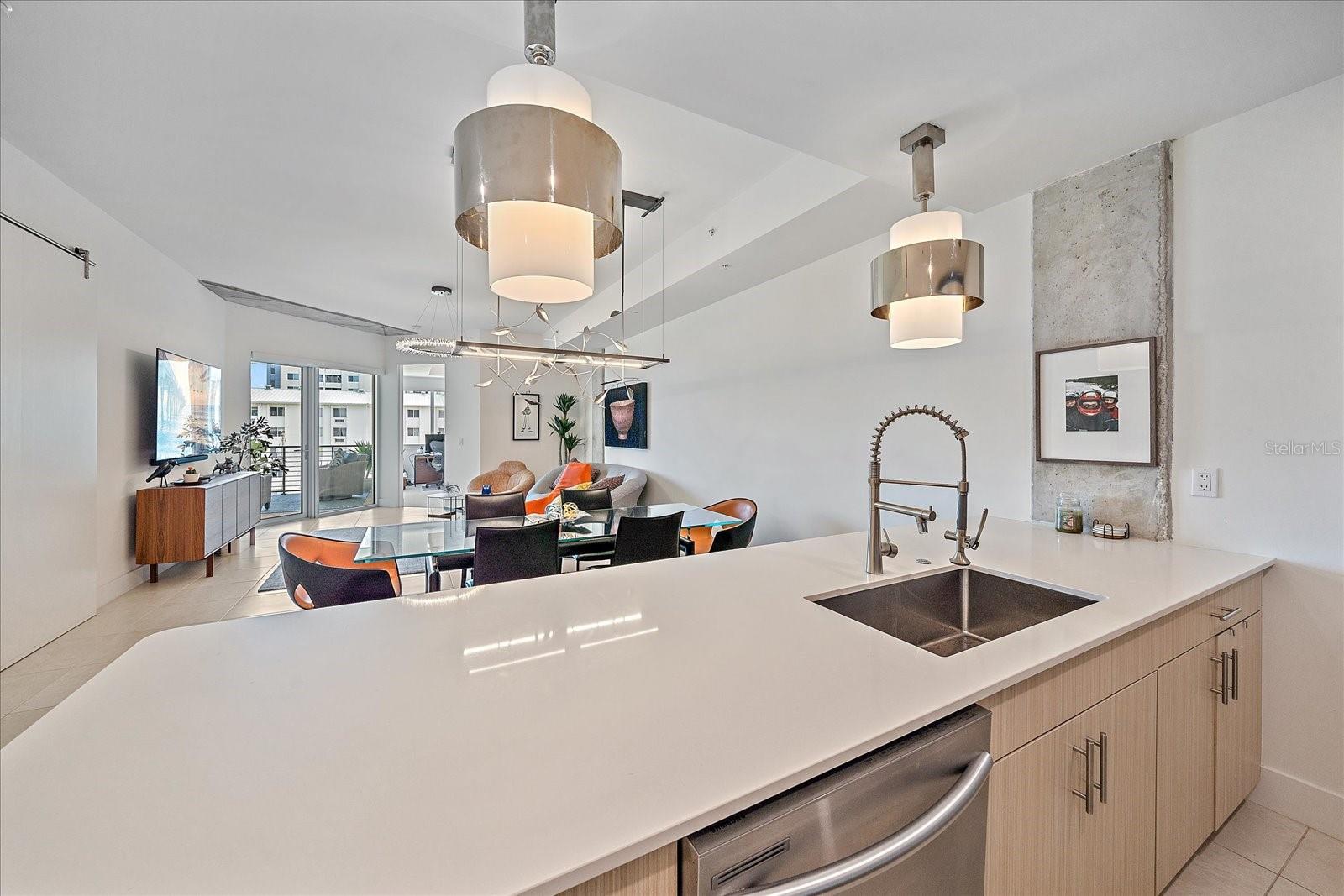 332 COCOANUT CONDOMINIUM - Residential