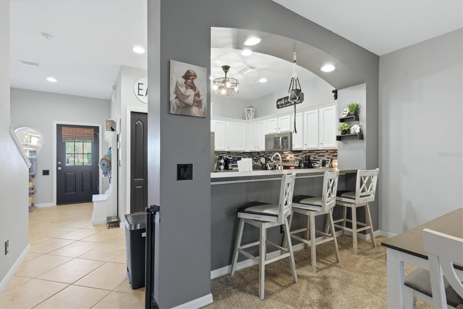 TOWNS AT LAKESIDE - Residential