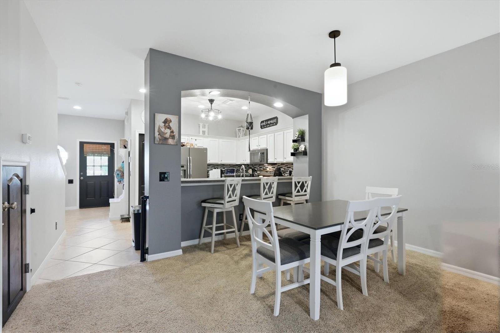 TOWNS AT LAKESIDE - Residential