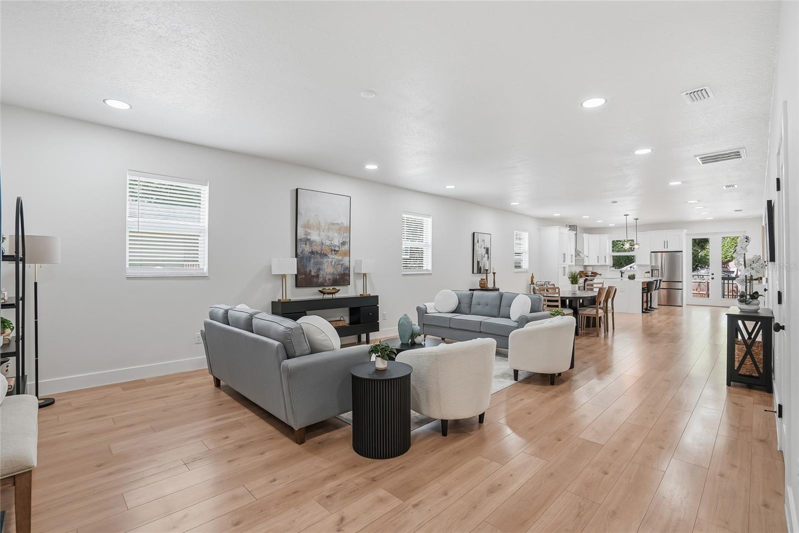 MENDELS RESUB OF BLOC - Residential