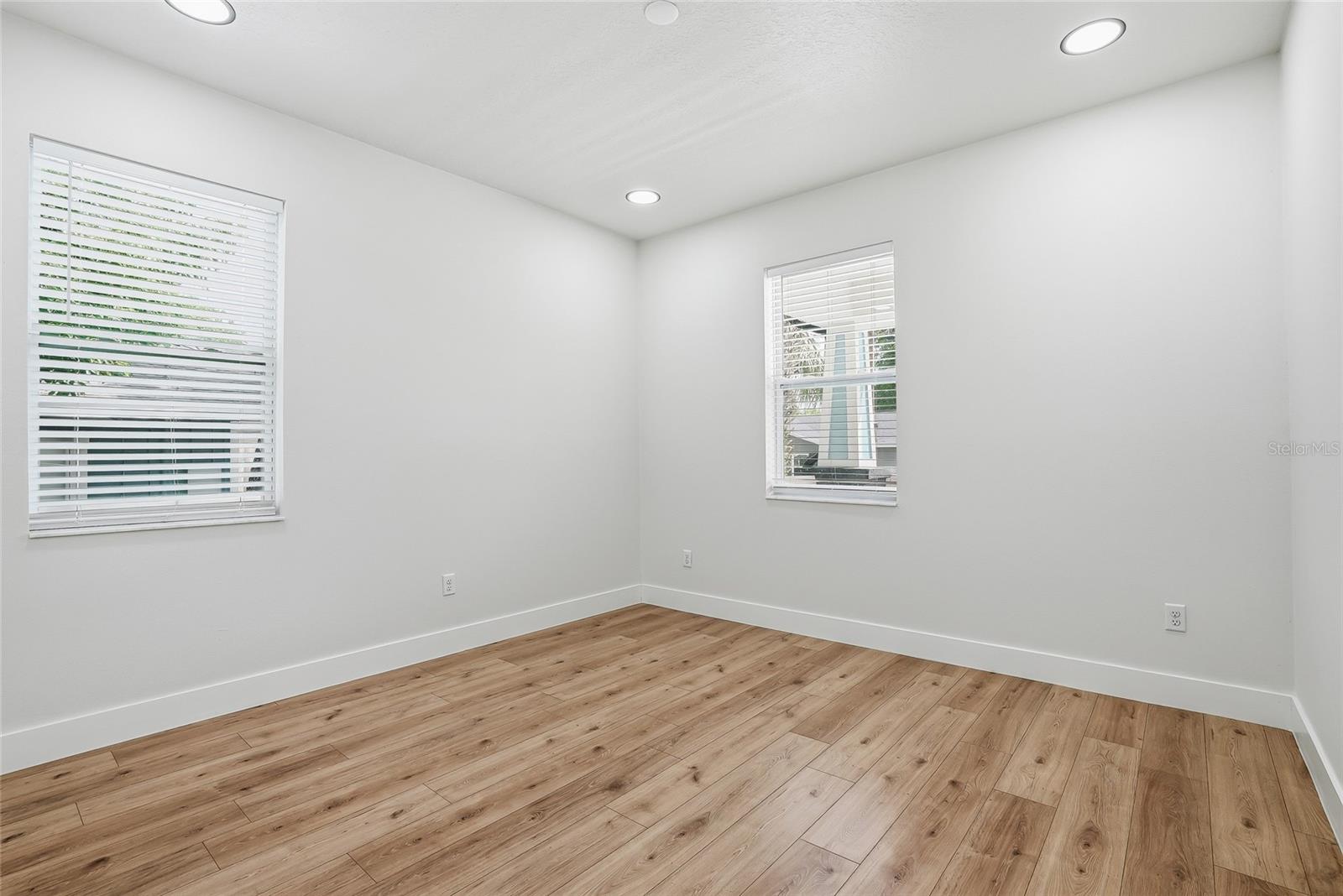 MENDELS RESUB OF BLOC - Residential