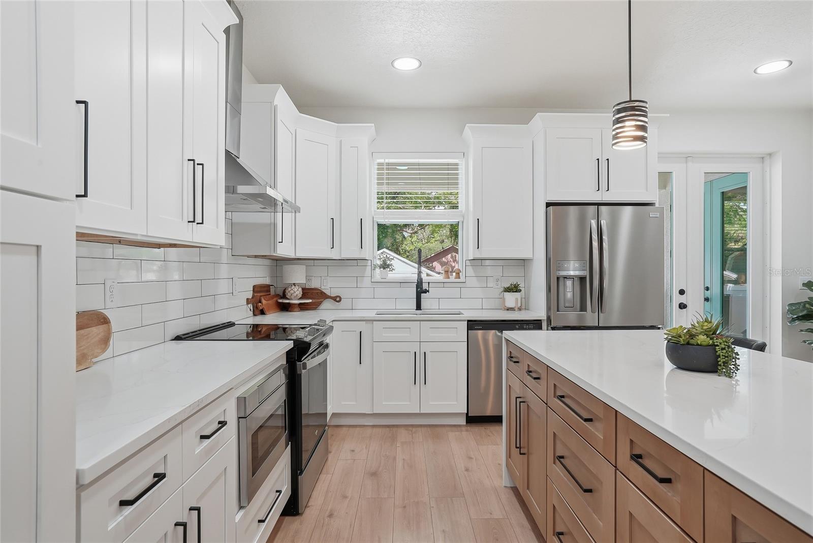 MENDELS RESUB OF BLOC - Residential