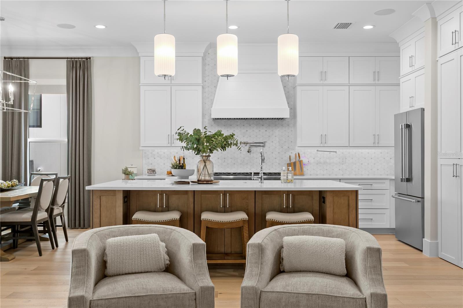 HENDERSON BEACH - Residential