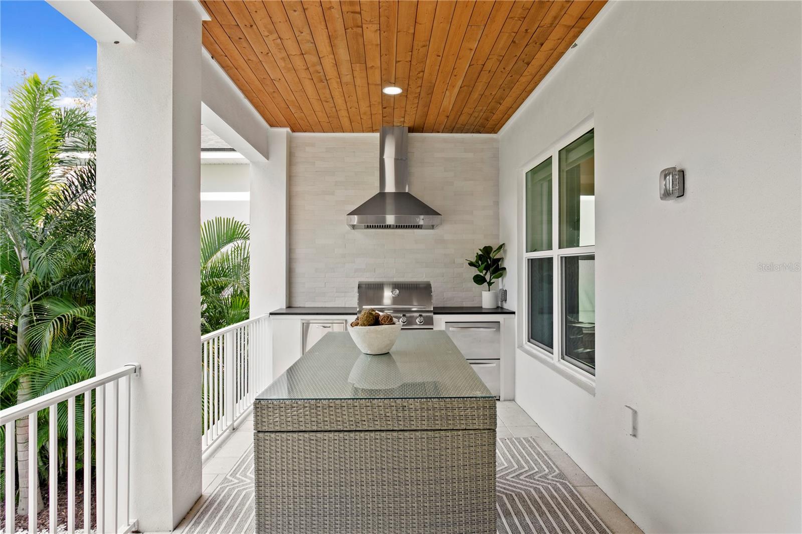 HENDERSON BEACH - Residential