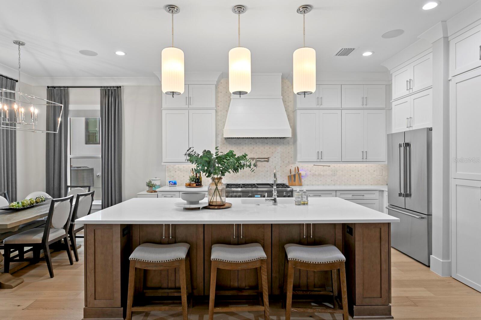 HENDERSON BEACH - Residential