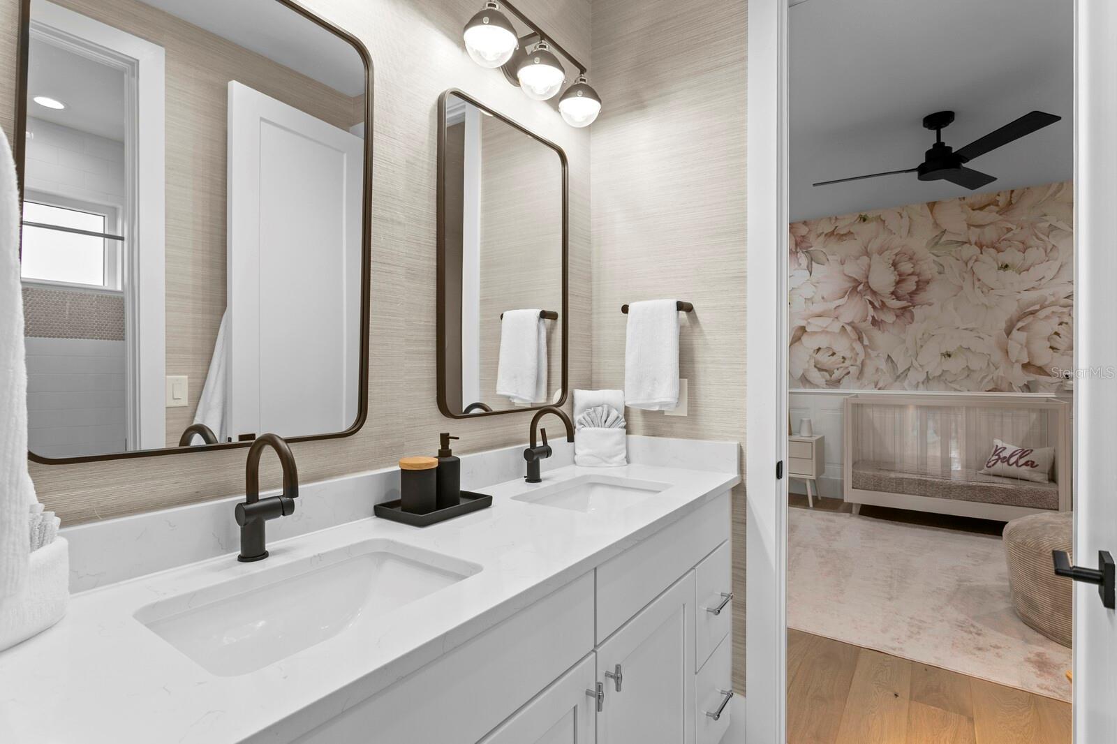 HENDERSON BEACH - Residential