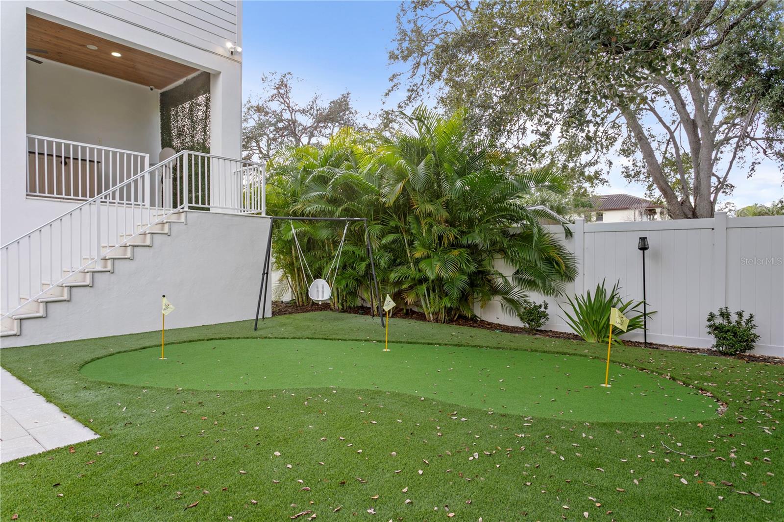 HENDERSON BEACH - Residential