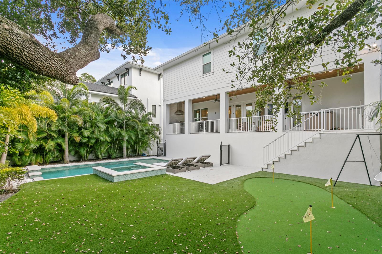 HENDERSON BEACH - Residential