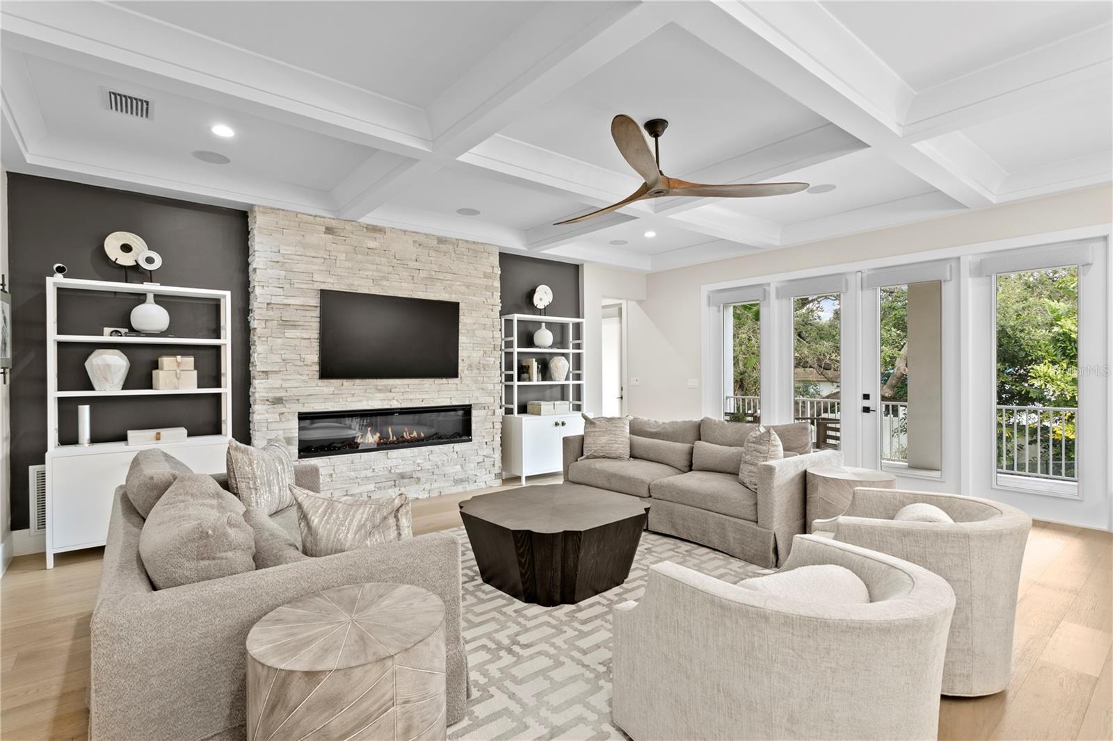 HENDERSON BEACH - Residential