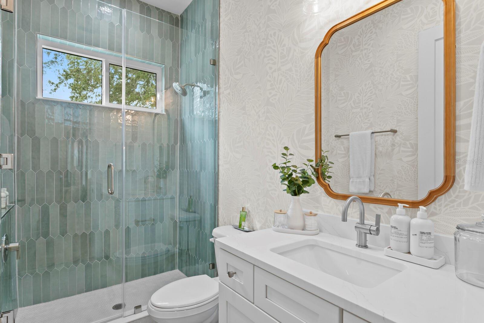 HENDERSON BEACH - Residential