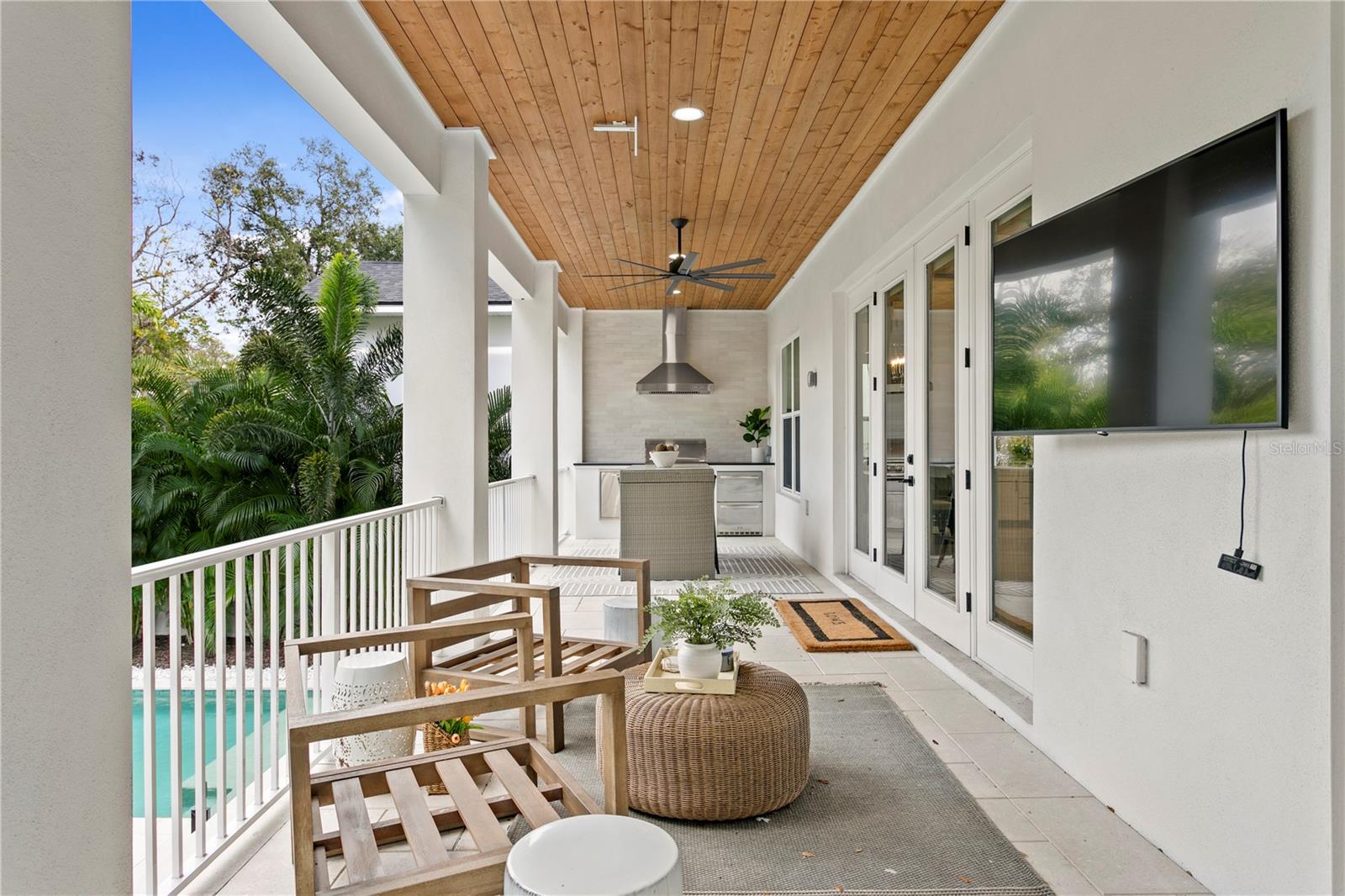 HENDERSON BEACH - Residential