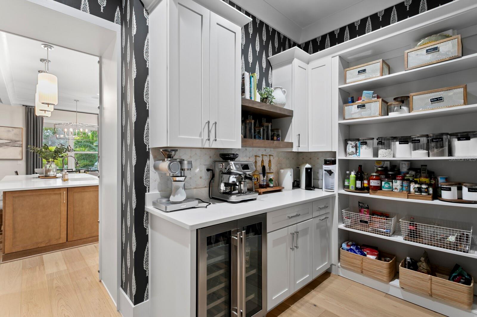 HENDERSON BEACH - Residential