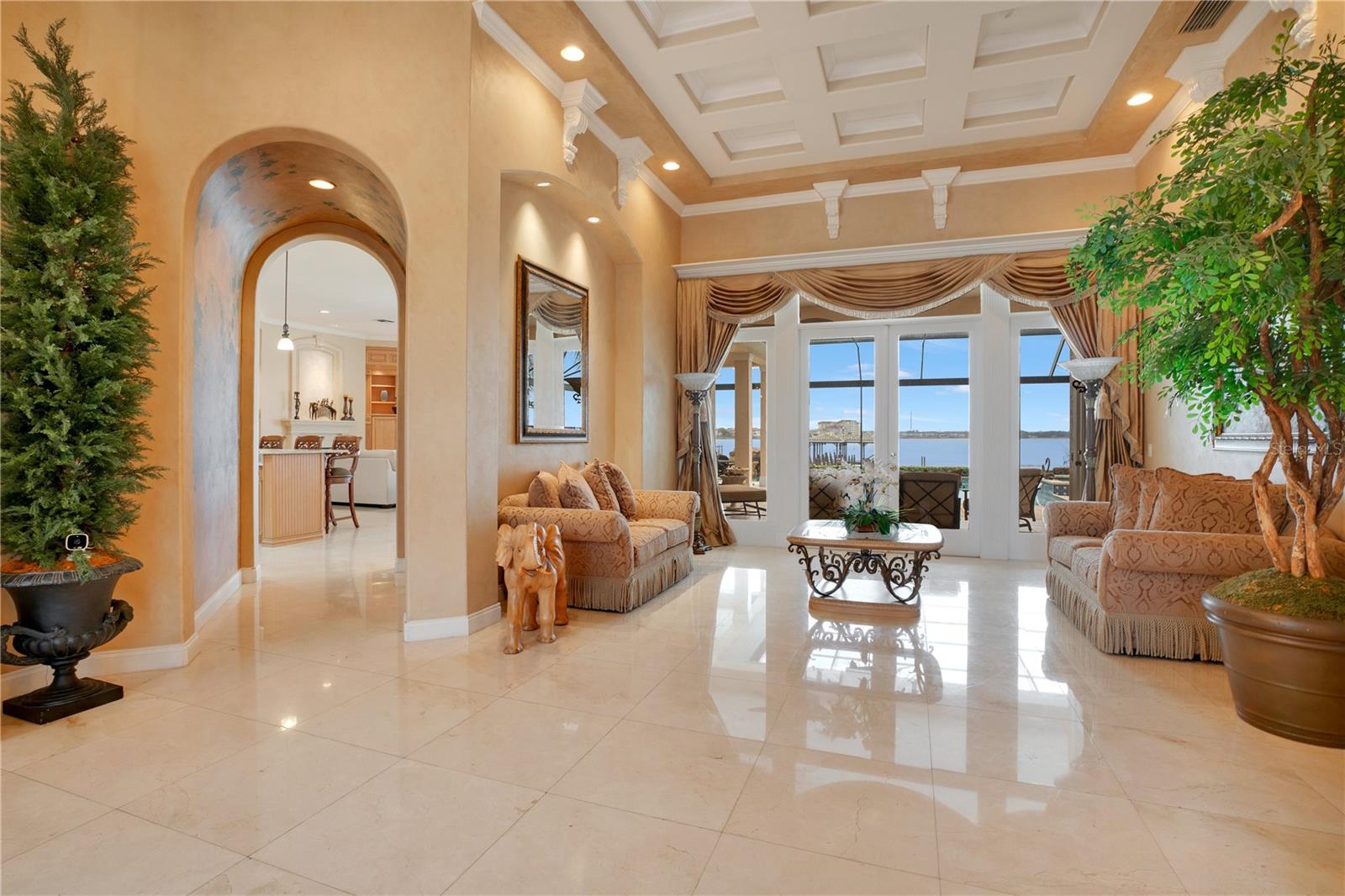 ESTS AT PHILLIPS LANDING DR PHILLIPS FL - Residential