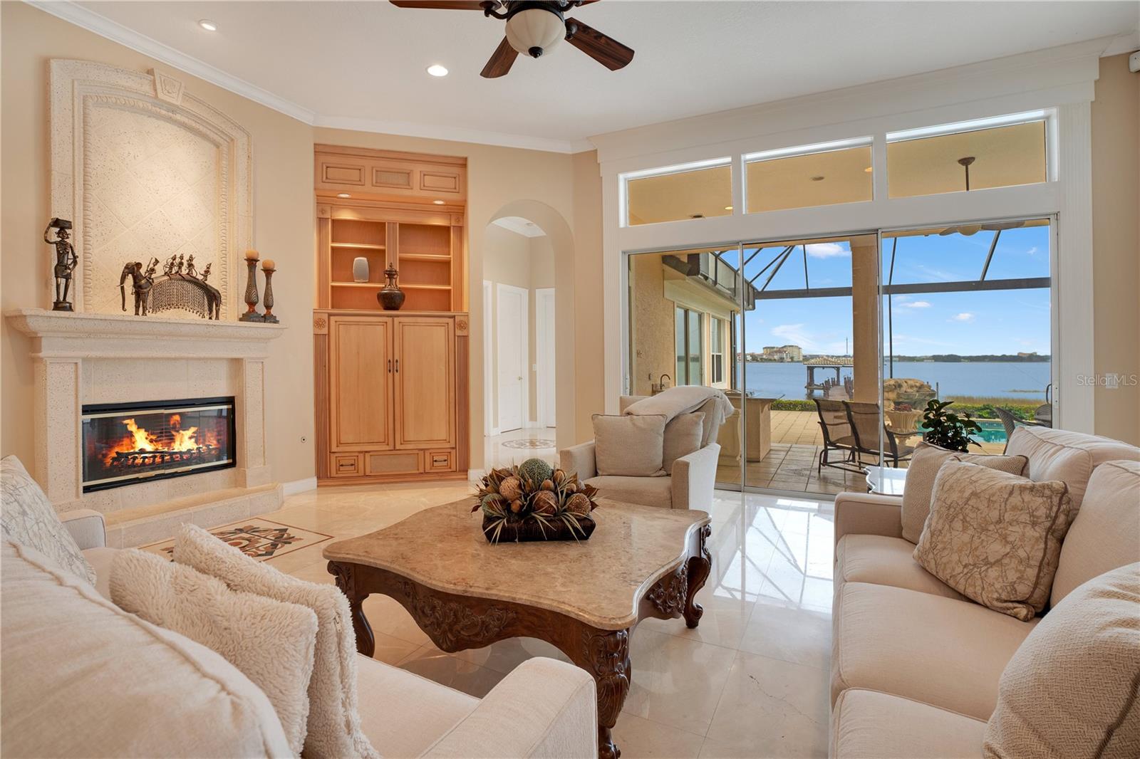 ESTS AT PHILLIPS LANDING DR PHILLIPS FL - Residential