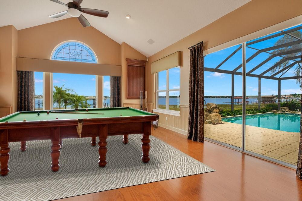 ESTS AT PHILLIPS LANDING DR PHILLIPS FL - Residential