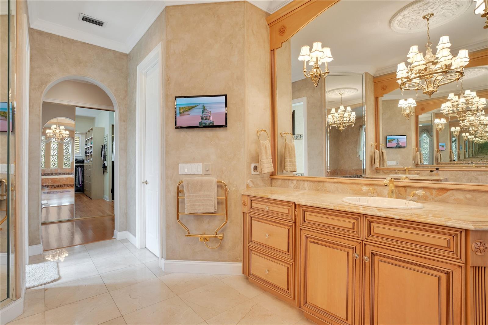 ESTS AT PHILLIPS LANDING DR PHILLIPS FL - Residential