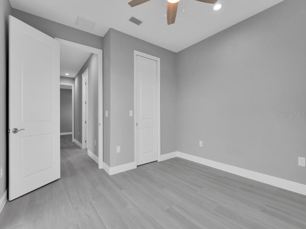ROTONDA WEST PINE VALLEY - Residential