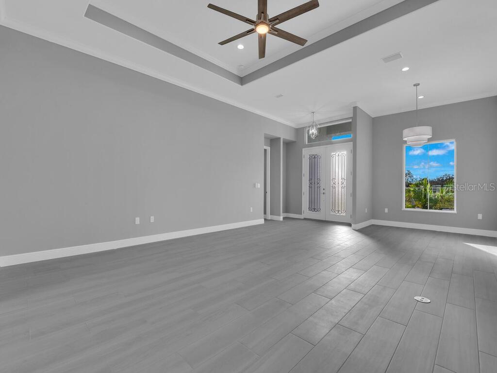ROTONDA WEST PINE VALLEY - Residential