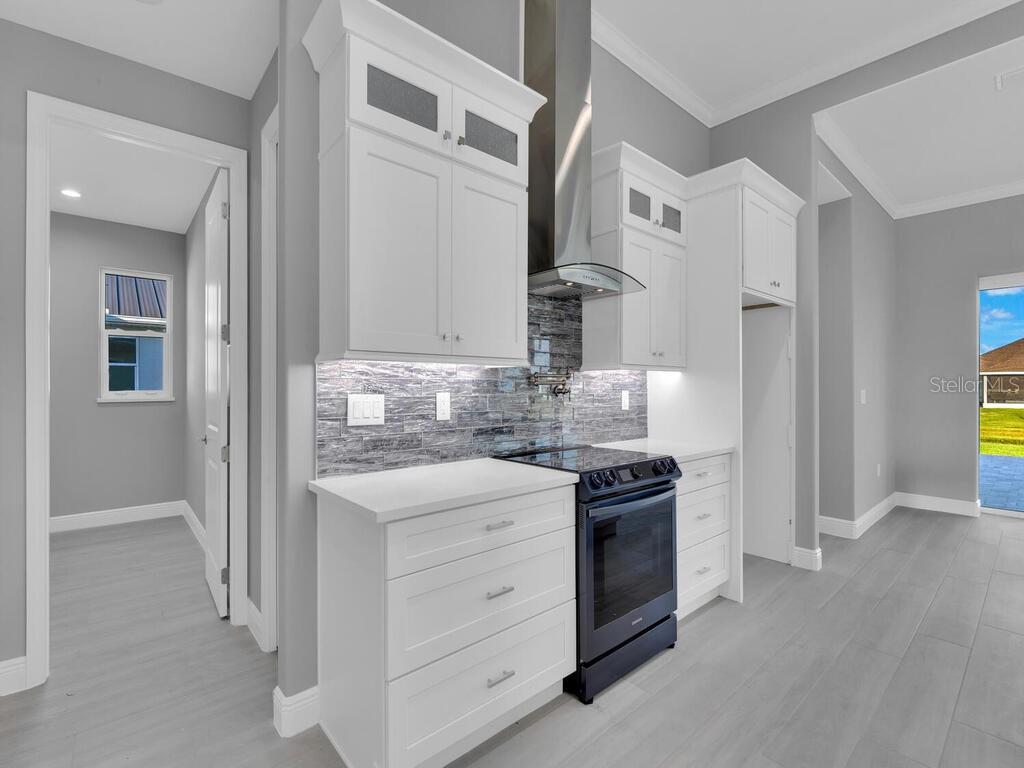 ROTONDA WEST PINE VALLEY - Residential