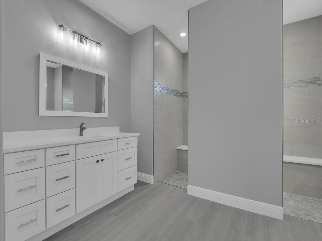 ROTONDA WEST PINE VALLEY - Residential
