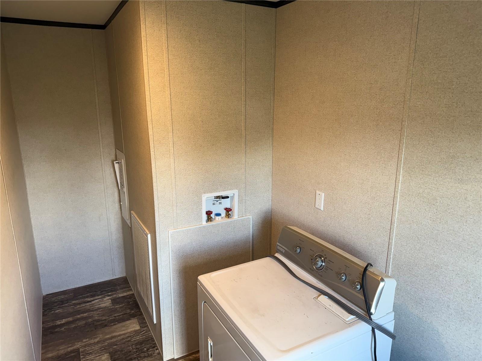 MONTGOMERY ACRES - Residential