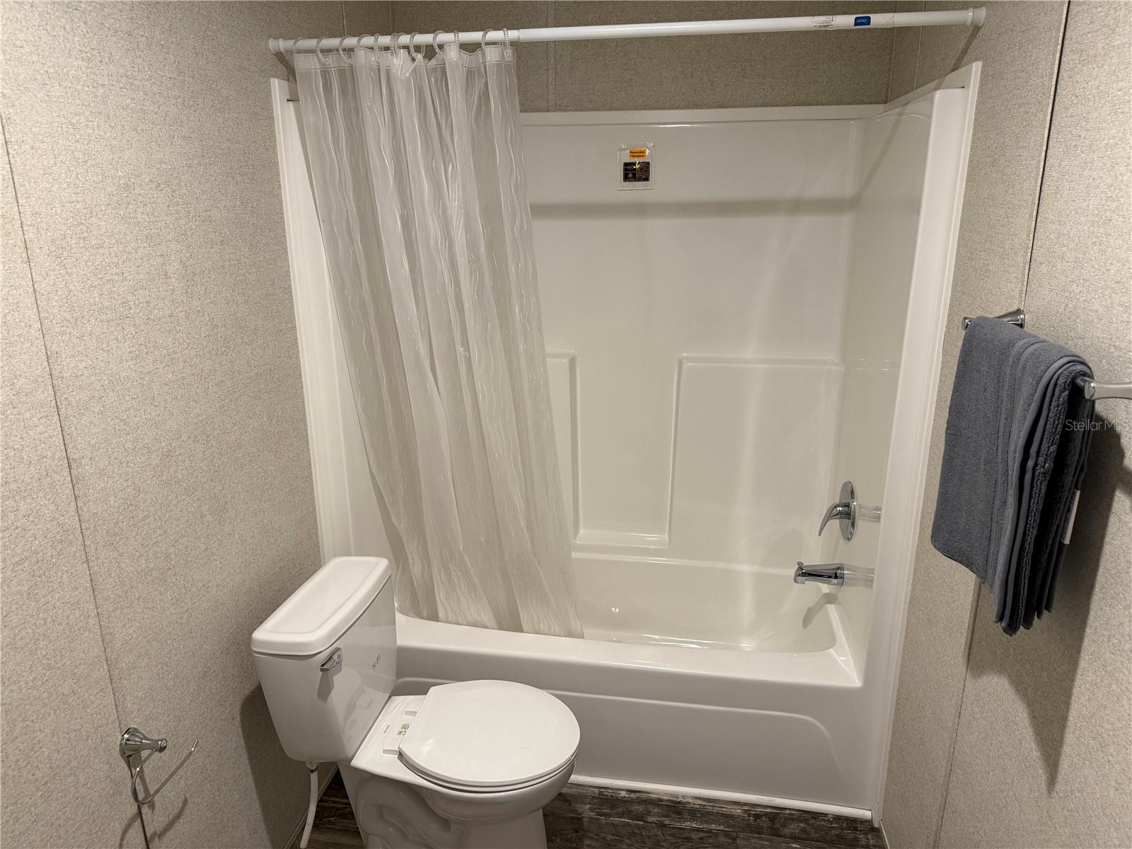 MONTGOMERY ACRES - Residential