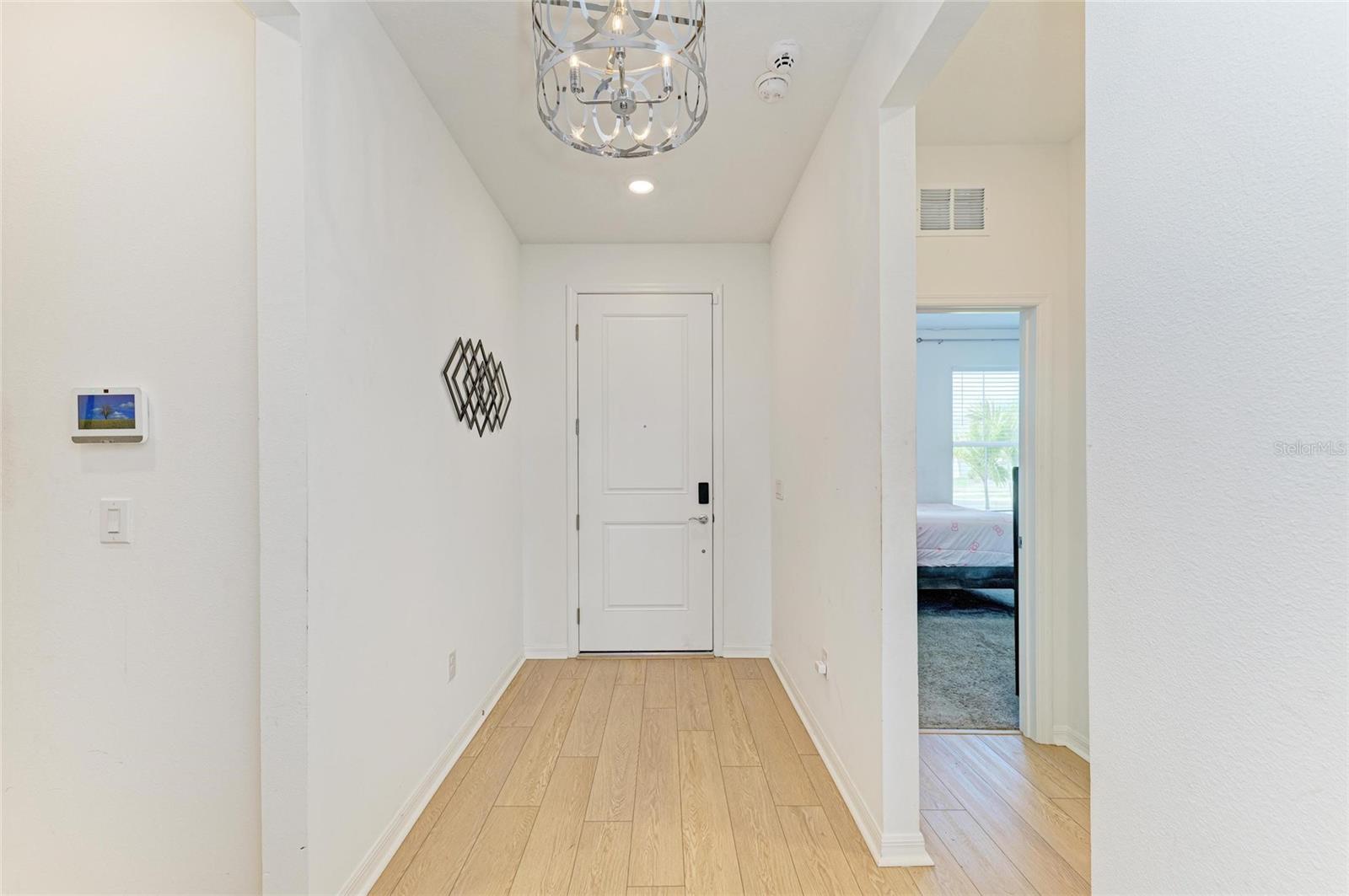 2926 61ST DRIVE E
