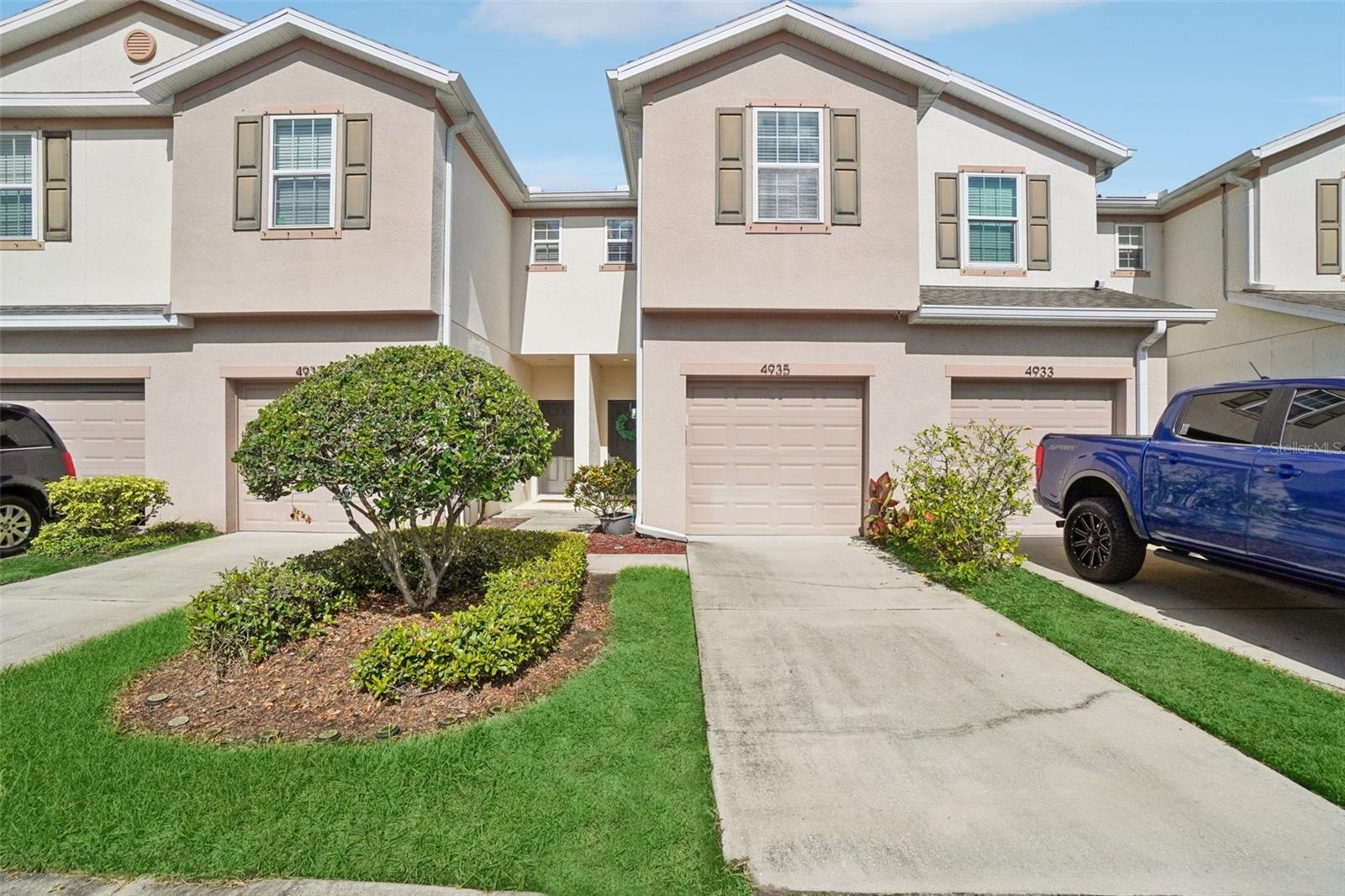 4935 WHITE SANDERLING COURT