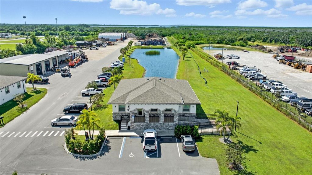 Photo of 10305 Us Highway 41 N, Palmetto, FL 34221 (MLS # TB8504561)