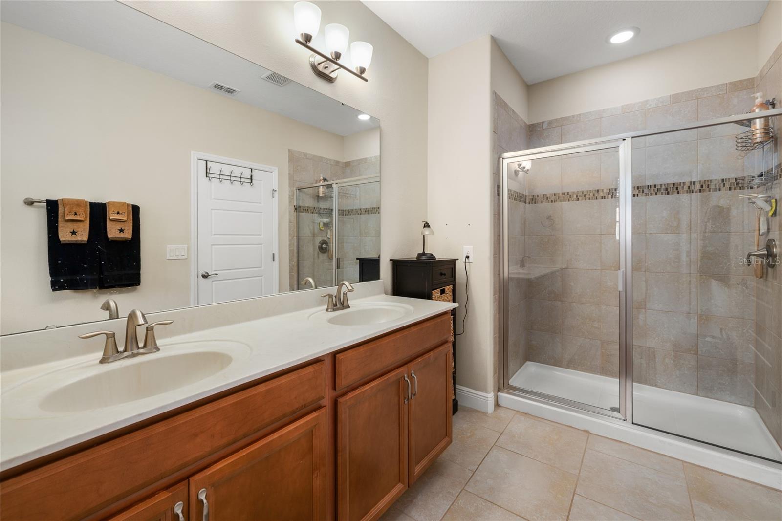 FOUNTAIN PARKE AT LAKE MARY PH 2 - Residential