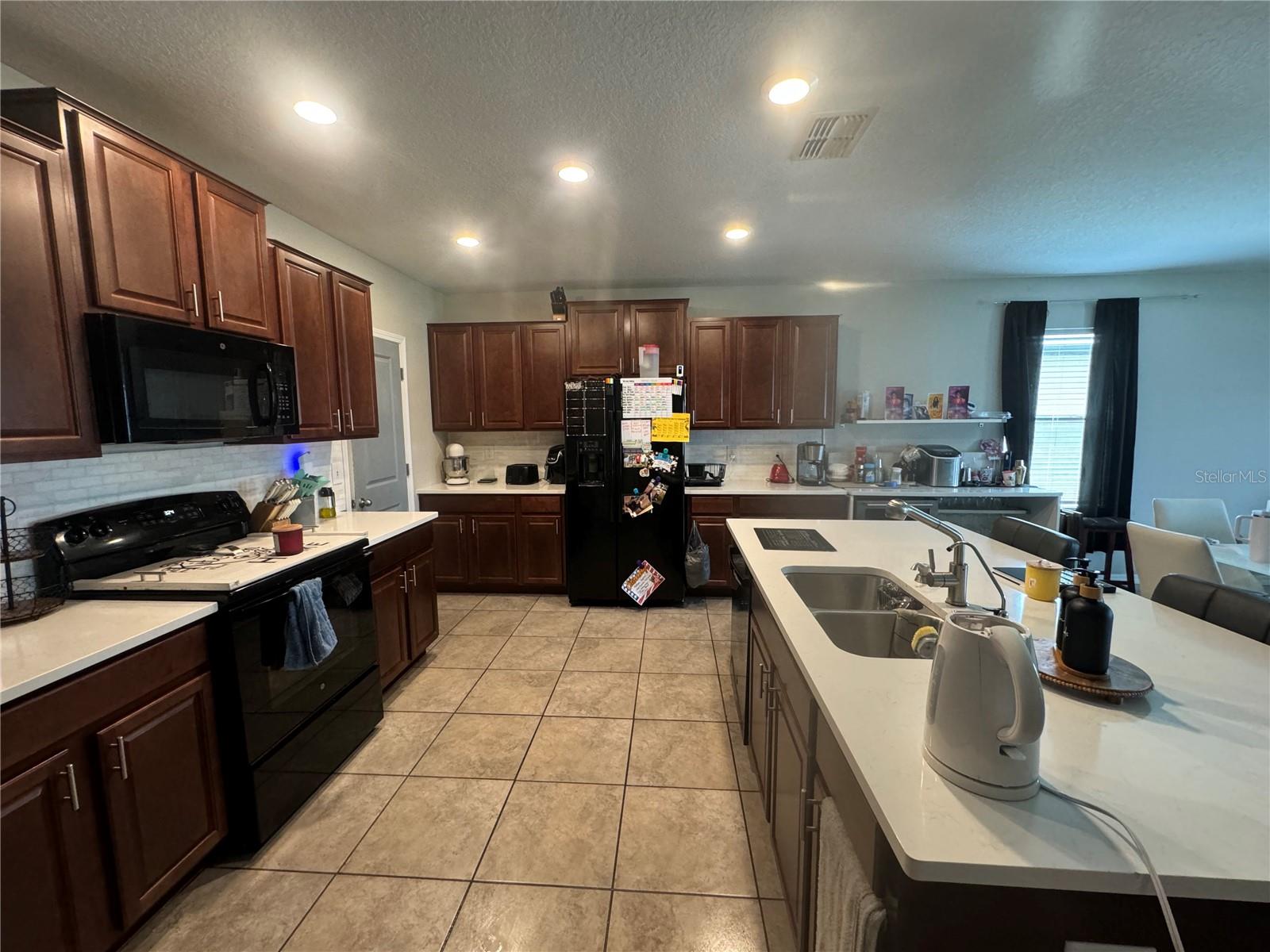 10108 ROSEMARY LEAF LANE