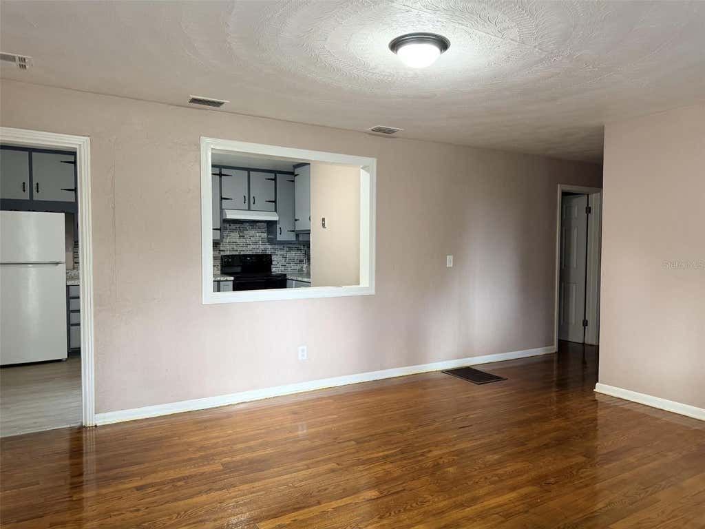 Photo of 1025 NE 4th Street, Chiefland, FL 32626 (MLS # GC542828)