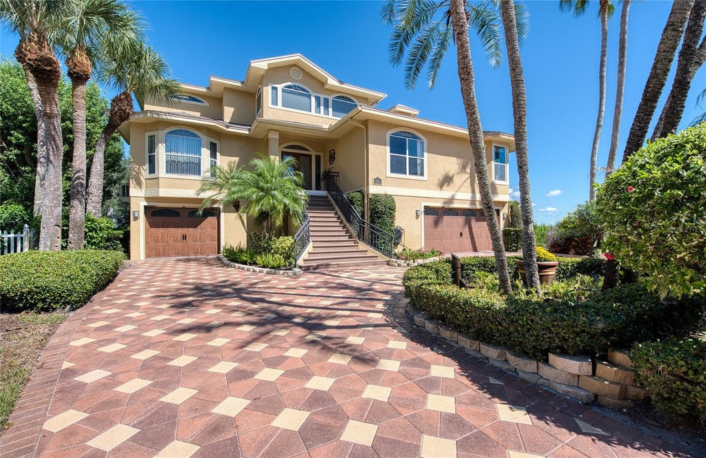 Photo of 103 Royal Court, Safety Harbor, FL 34695 (MLS # TB8551374)