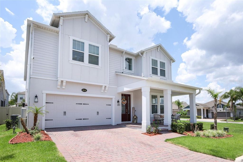 Photo of 2010 Boss Hewett Street, Winter Garden, FL 34787 (MLS # O6423216)
