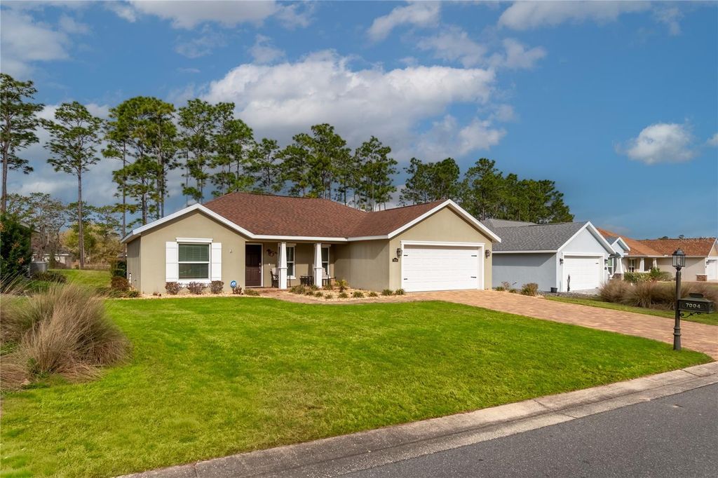 Photo of 7004 SW 179th Court Road, Dunnellon, FL 34432 (MLS # OM720747)