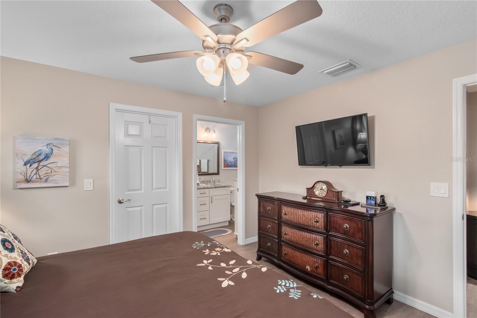 JULIETTE FALLS - Residential