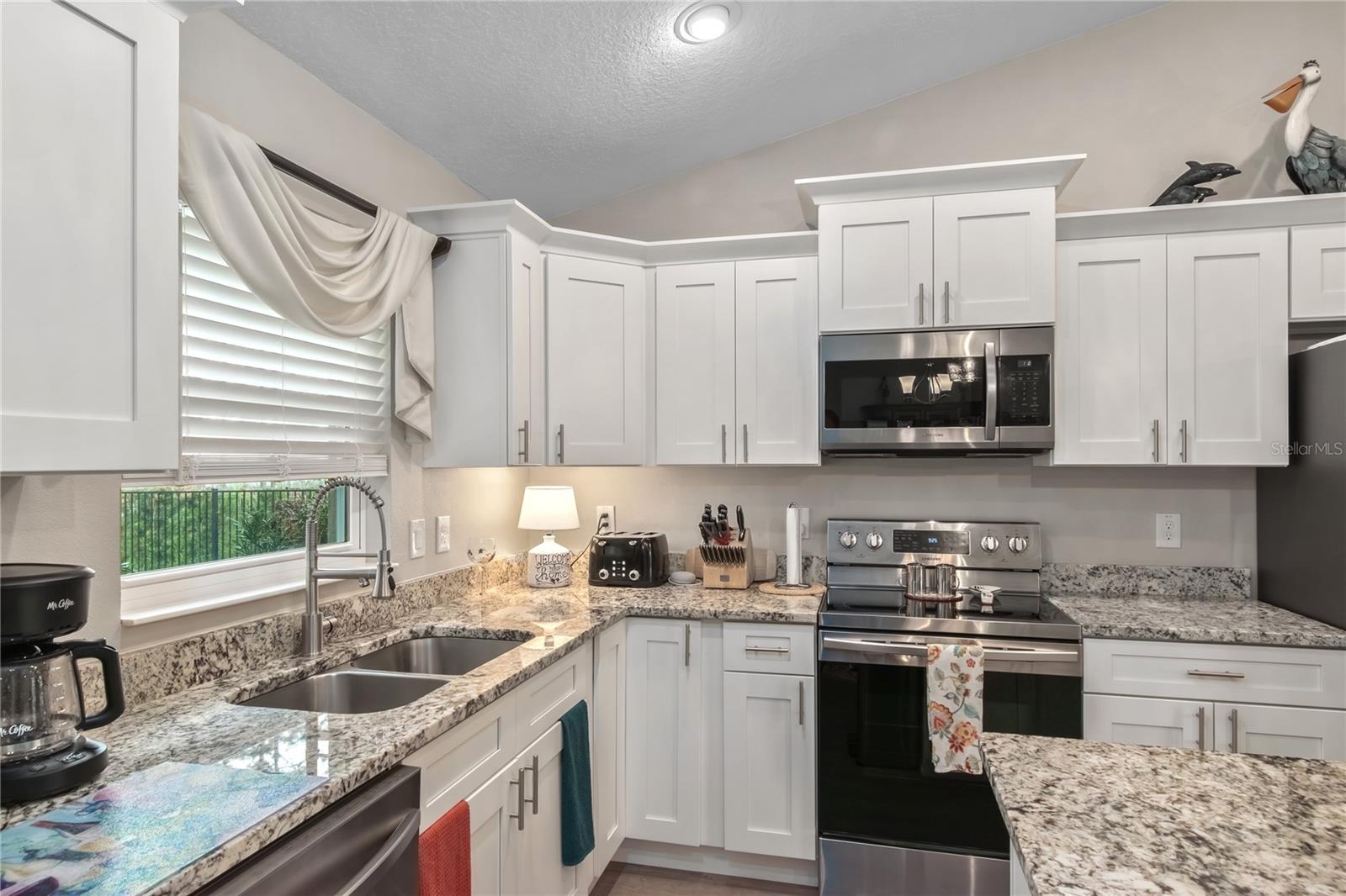 JULIETTE FALLS - Residential