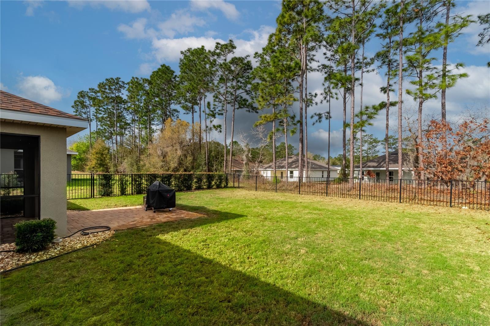 JULIETTE FALLS - Residential