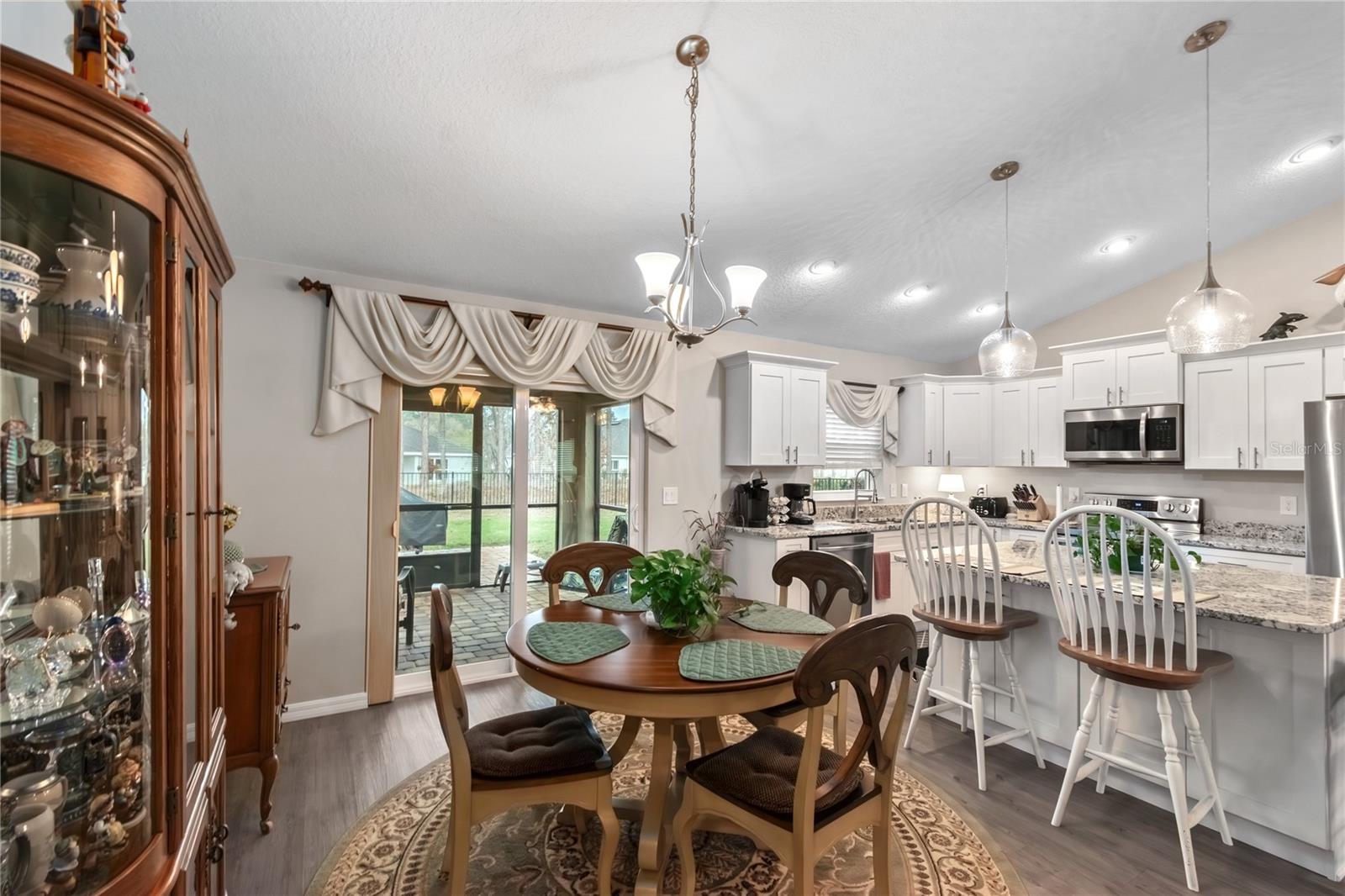 JULIETTE FALLS - Residential