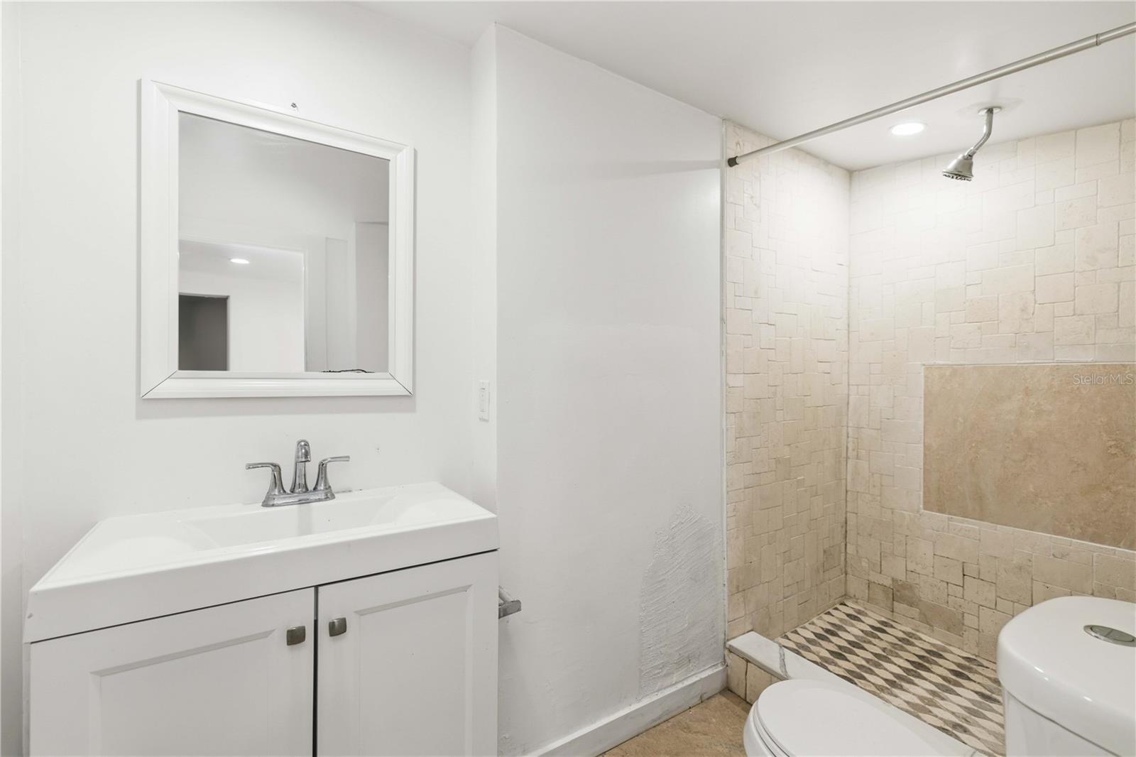 WARM MINERAL SPGS - Residential