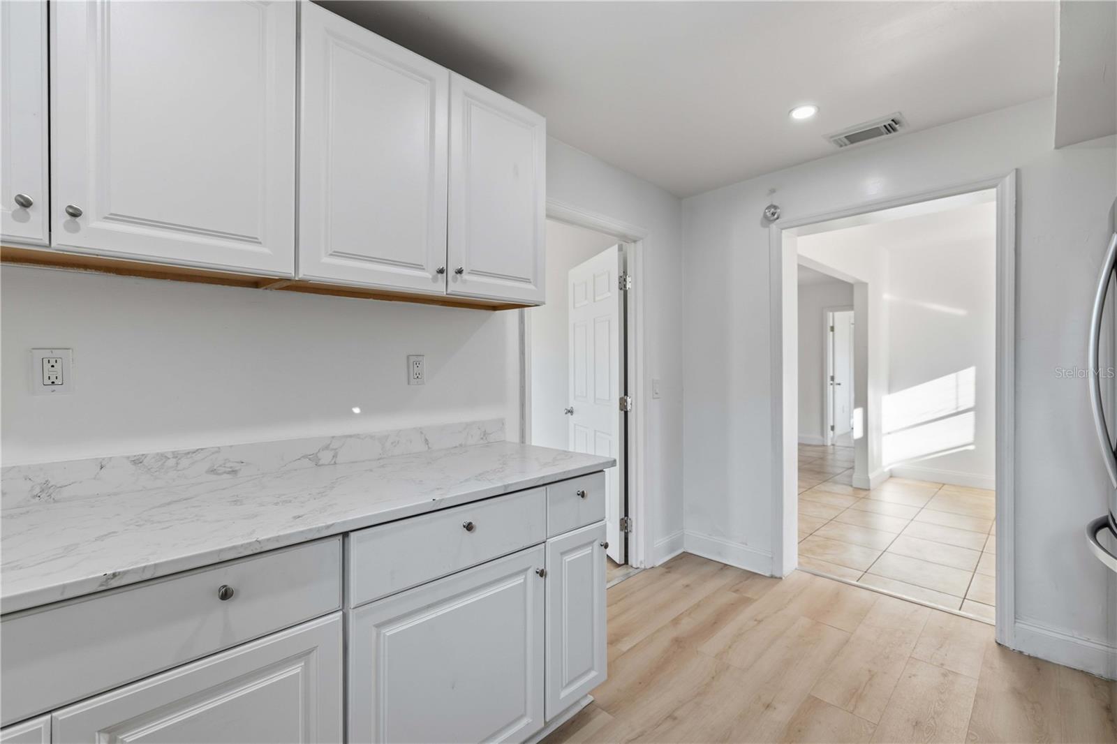 WARM MINERAL SPGS - Residential