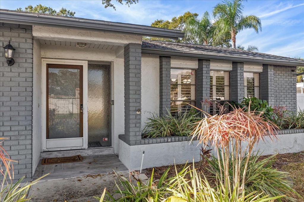 Photo of 9428 Laura Anne Drive, Seminole, FL 33776 (MLS # TB8451401)